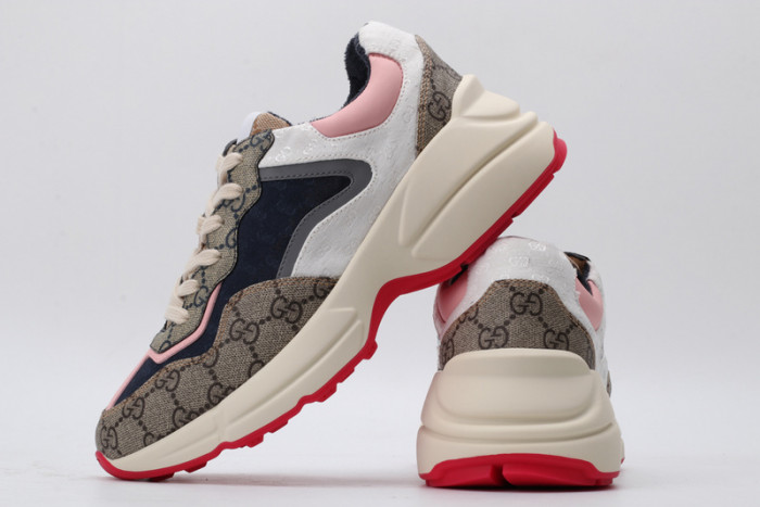 G*u*i* trainer sneaker83