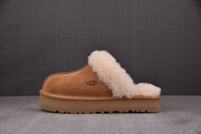 UGG SANDALS 3