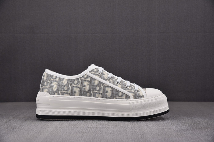 dio* sneakers t0000-065