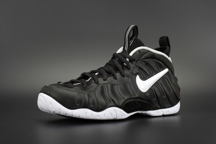 nike air foamposite pro “dr. doom” black/white 624041-006