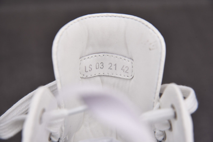 dio* sneakers t0000-031