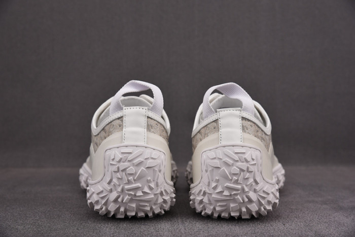 dio* sneakers t0000-031