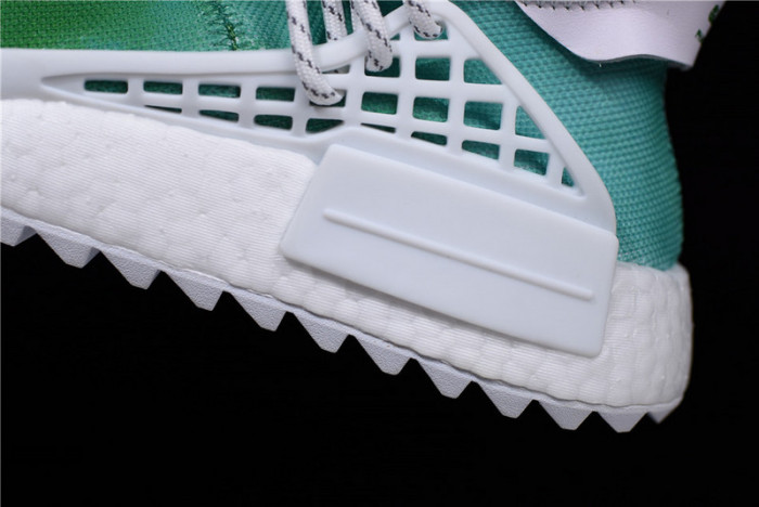 pharrell x  nmd hu holi nmd mc "youth" green/white f99760