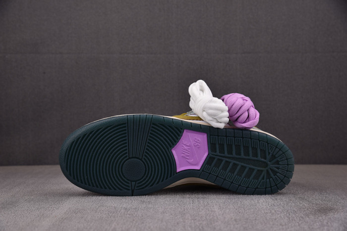 Nike SB Dunk Low Alexis Sablone Chameleon HJ3386-300