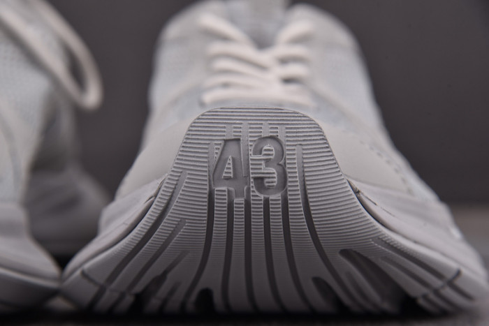 sneaker circuit 7000006