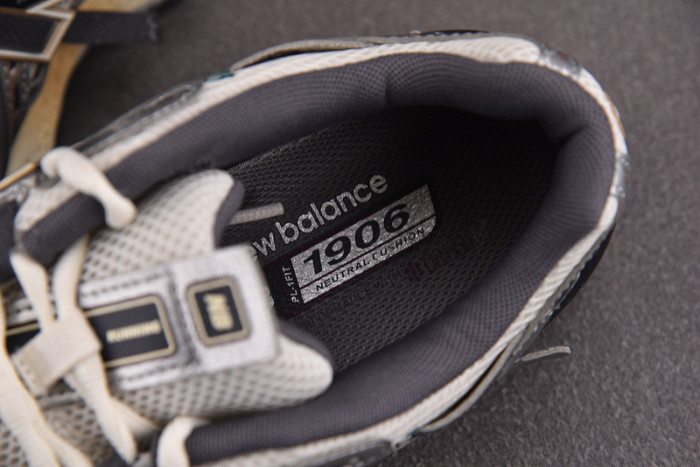 NEW BALANCE 1906A NB000045