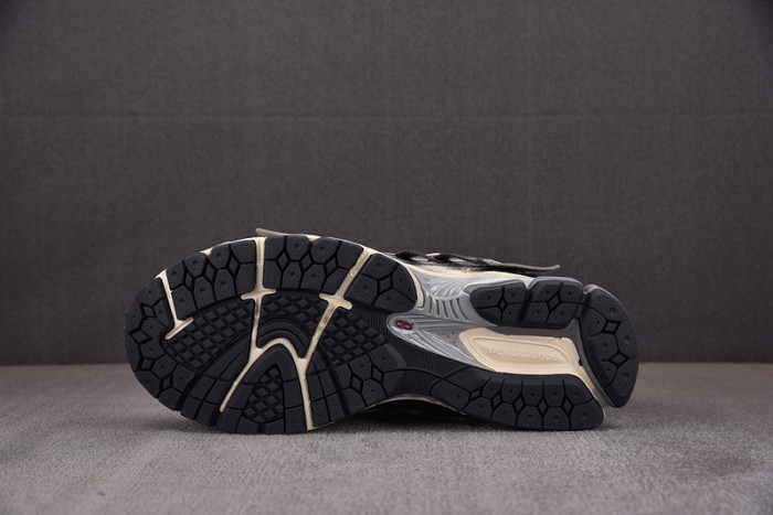 NEW BALANCE 1906A NB000045