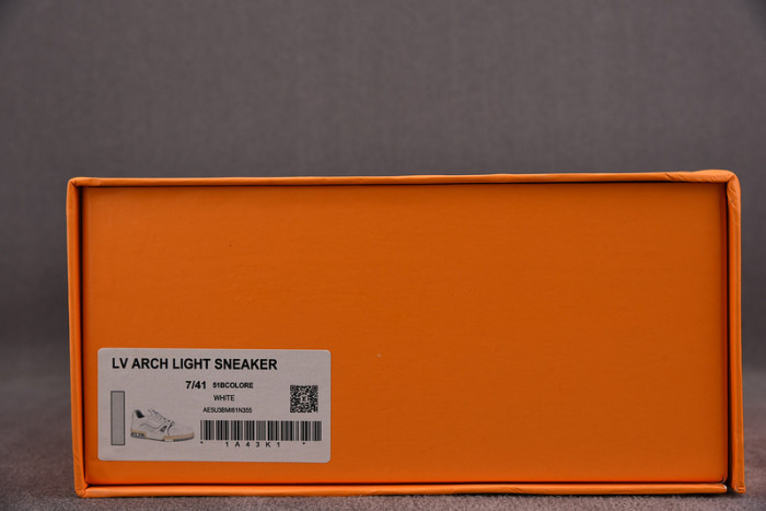 l&v snekaers l0000049