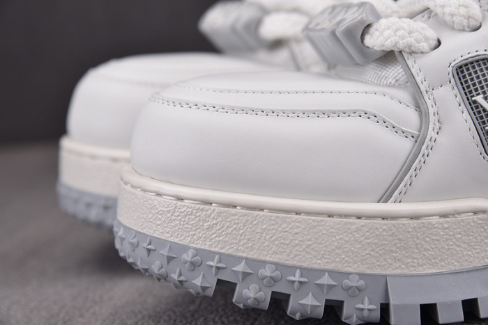 l&v snekaers l0000161