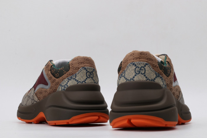 G*u*i* trainer sneaker84