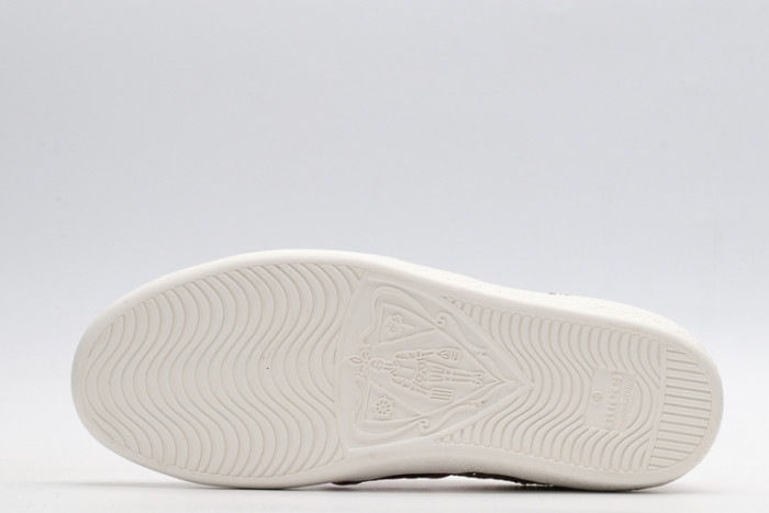 G*u*i* trainer sneaker74