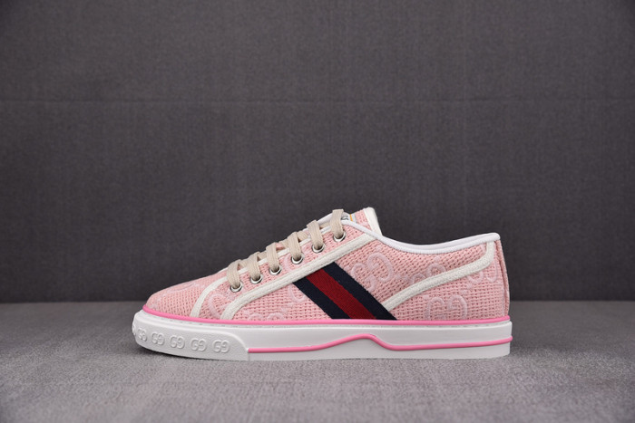 G*u*i* trainer sneaker94