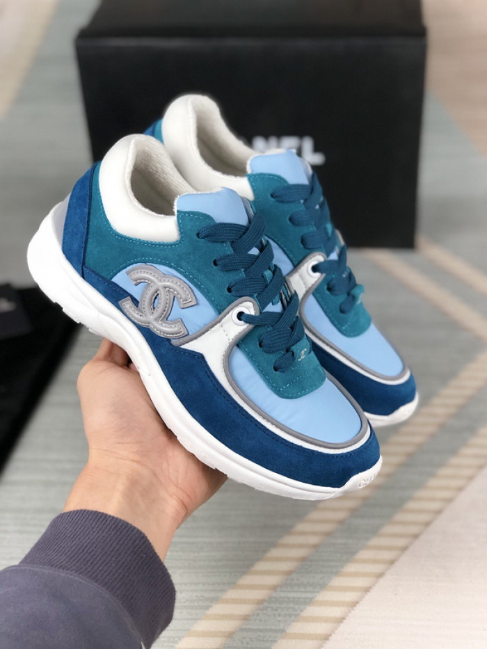 chane* snekaers c000010