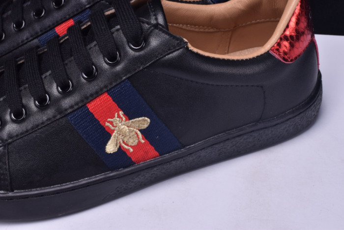 g*u*i ace embroidered low-top sneaker black with bee mens 431942-a38g0