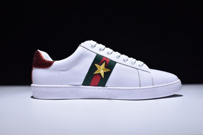 g*u*i ace embroidered low-top sneaker with ladybird