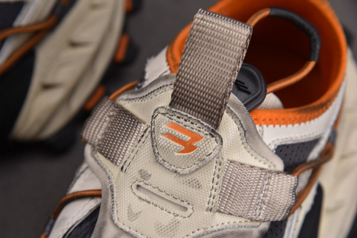 SNEAKER HIKE 7000016