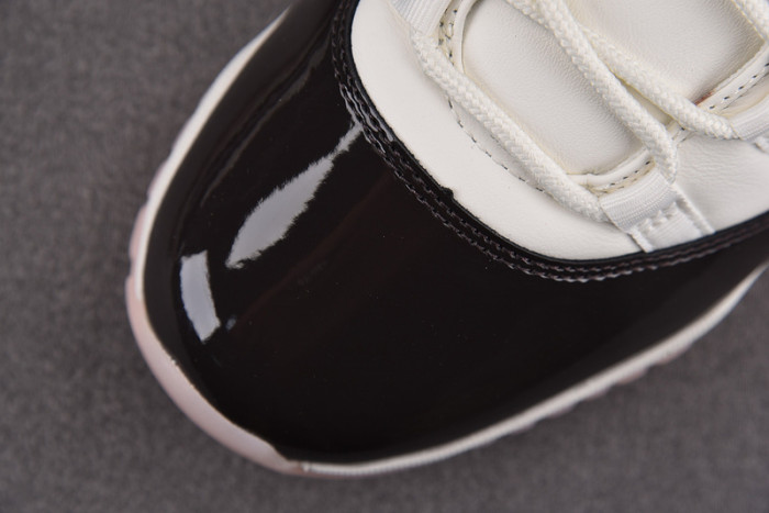 air jordan 11 wmns "neapolitan" ar0715-101
