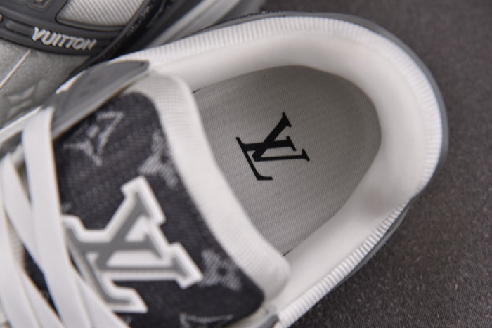 L&V snekaers L0000216