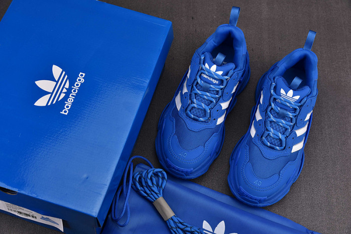 triples trainer sneakers 2000052