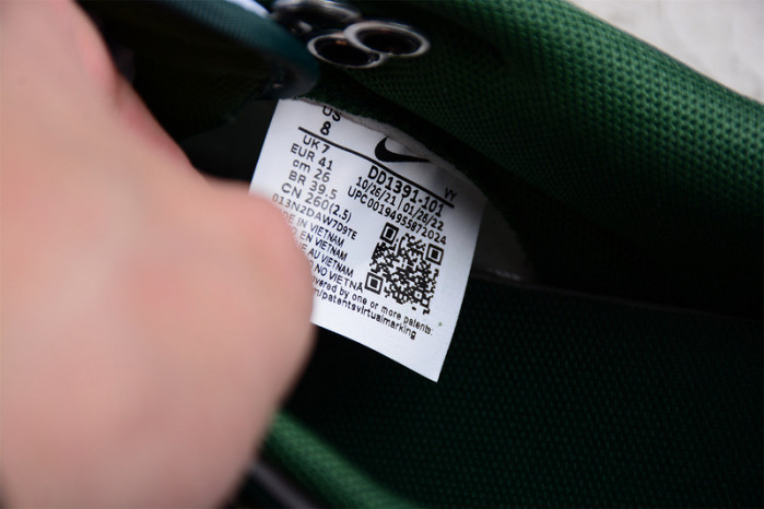 nike dunk low chrome hearts dd1391-111