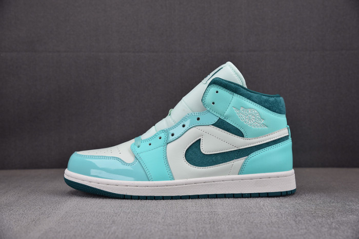 air jordan 1 mid chenille bleached turquoise dz3745-300